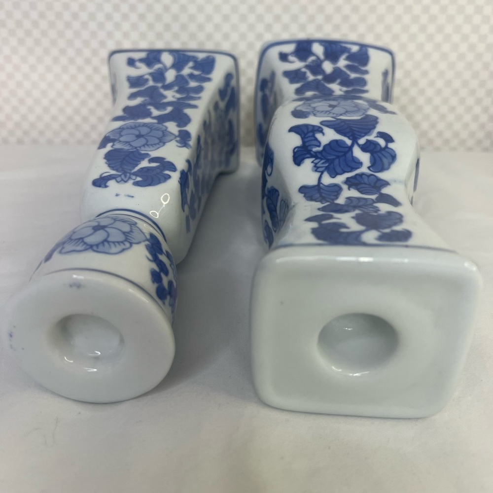 2 Vintage Japanese Blue & White Vases– Wide Base Floral Hand Painted Mint - Picture 4 of 7